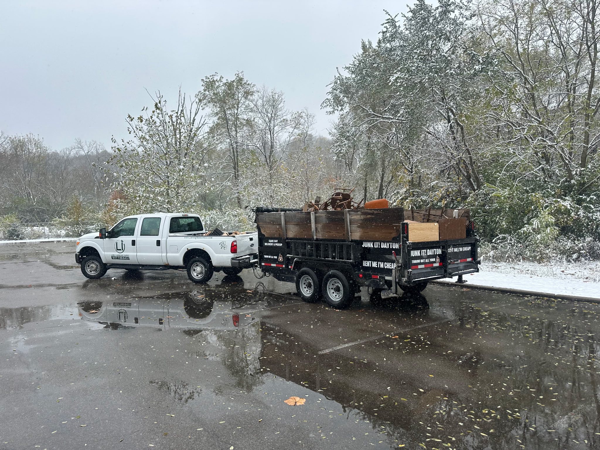Garage cleanout service by JunkIT Dayton